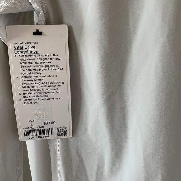Lululemon: Workout top - NWT sz: L - Picture 3 of 3